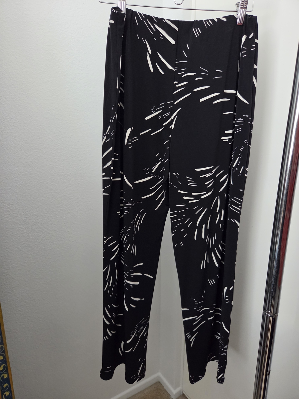 JM Black And White Loose Stretch Pants Womens MP